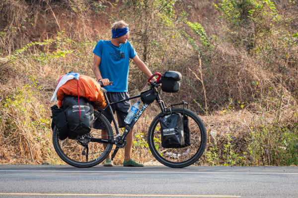 Na kole a s padákem přes Střední Ameriku