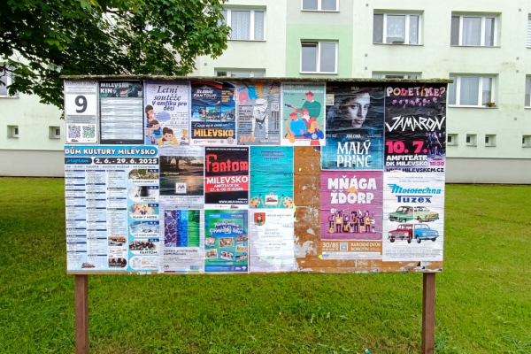 Foto výlepové plochy v Milevsku 9 VZOR