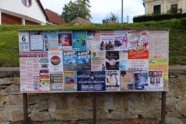 Foto výlepové plochy v Milevsku 6 AUTOBUSOVÉ NÁDRAŽÍ