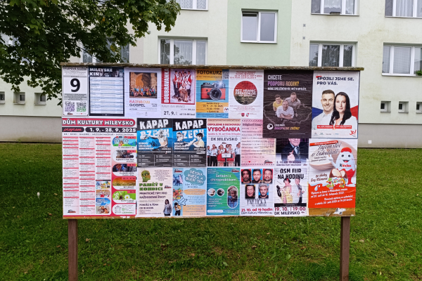 Foto výlepové plochy v Milevsku 9 VZOR