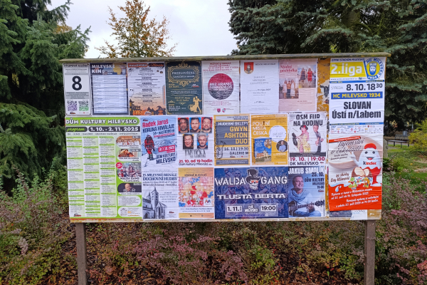 Foto výlepové plochy v Milevsku 8 DŮM KULTURY