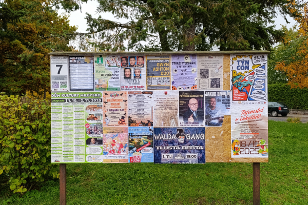 Foto výlepové plochy v Milevsku 7 TYRŠOVO NÁMĚSTÍ