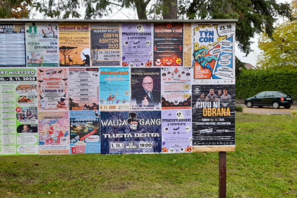 Foto výlepové plochy v Milevsku 7 TYRŠOVO NÁMĚSTÍ