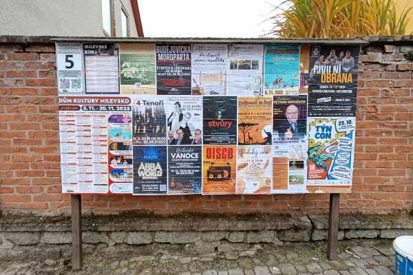 Foto výlepové plochy v Milevsku 5 KINO