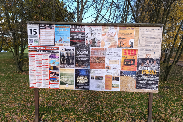 Foto výlepové plochy v Milevsku 15 U STADIONU