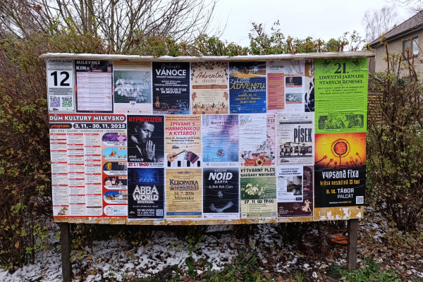 Foto výlepové plochy v Milevsku 12 STARÉ SÍDLIŠTĚ