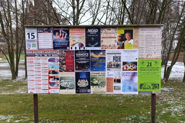 Foto výlepové plochy v Milevsku 15 U STADIONU