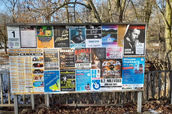 Foto výlepové plochy v Milevsku 1  KLÁŠTER