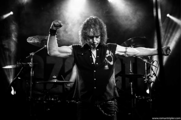 Hudební sklepy - Carl Sentance 