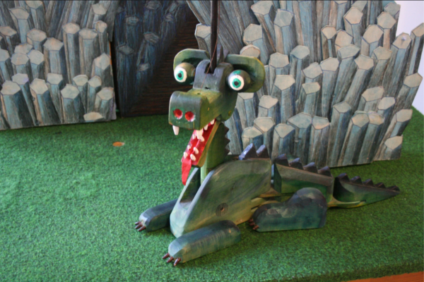 Pohádka - Kašpárek v dračí jeskyni