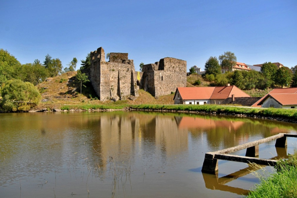 Fotografie k Zřícenina Borotín