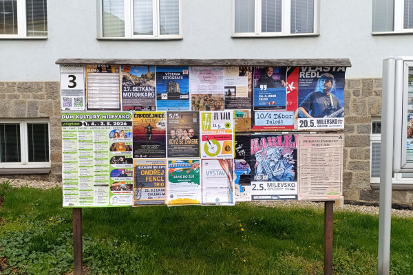 Foto výlepové plochy v Milevsku 3 POLIKLINIKA