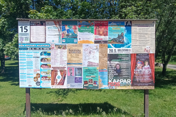 Foto výlepové plochy v Milevsku 15 U STADIONU