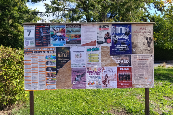 Foto výlepové plochy v Milevsku 7 TYRŠOVO NÁMĚSTÍ