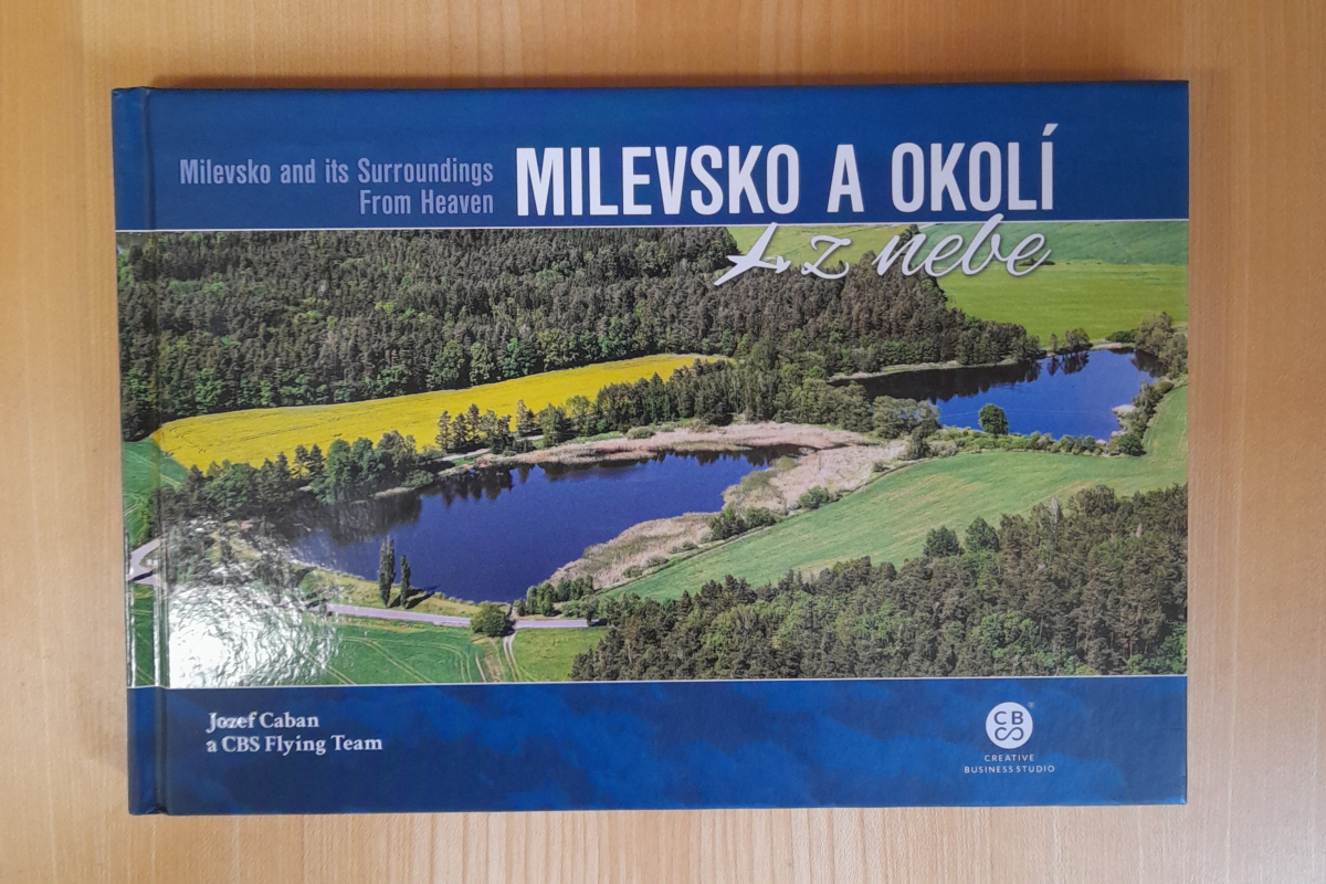 Kniha Milevsko a okolí z nebe k dostání v infocentru