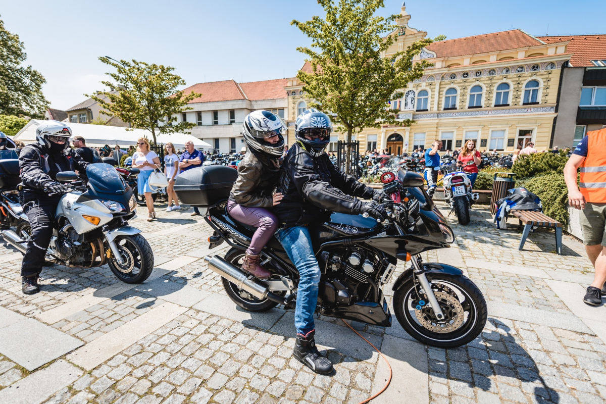 Foto Setkání motorkářů s požehnáním a společnou vyjížďkou
