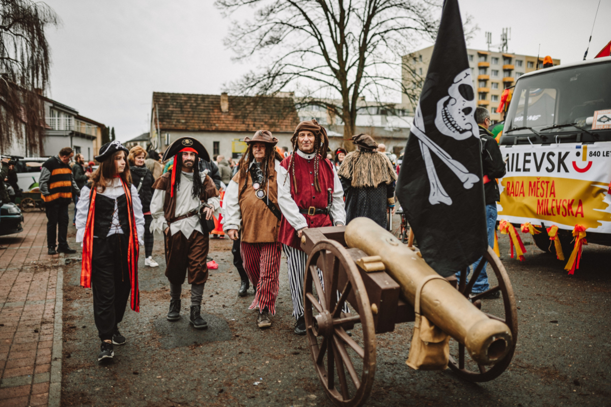 Foto k aktualitě Milevské maškary - Největší masopust v ČR v duchu cirkusu