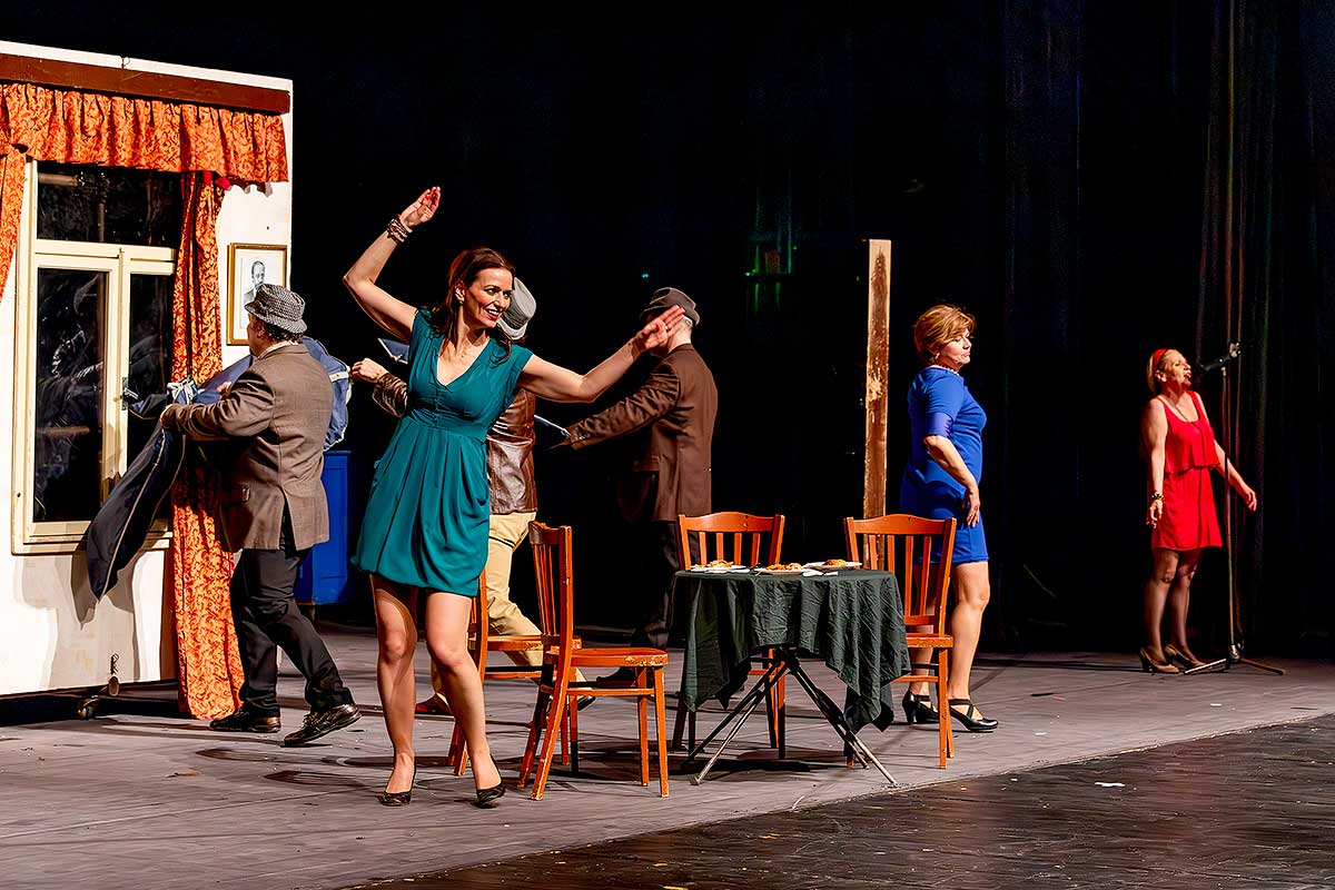 Foto Divadlo - Světáci