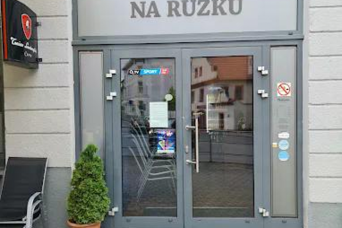 Foto Tankovna Na Růžku